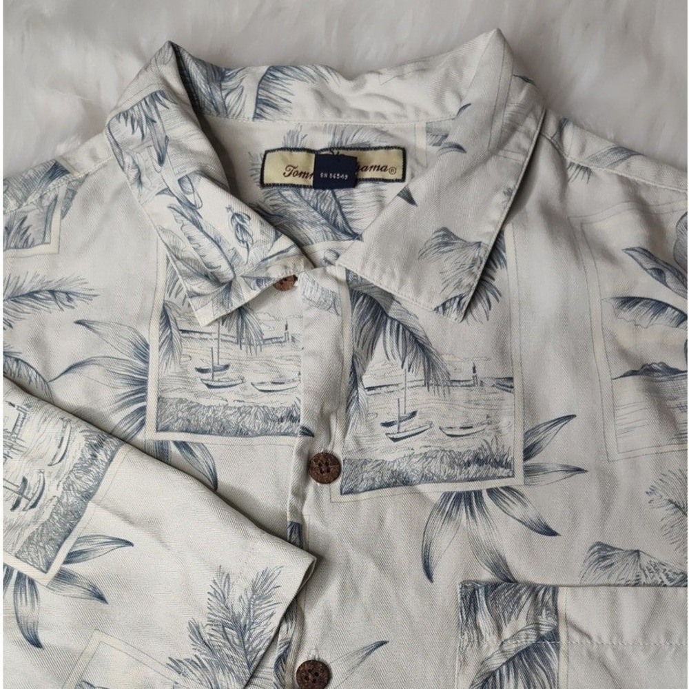 Tommy Bahama Button Down Mens XL Cream Blue Tropical Palm Tree Sailboat Shirt